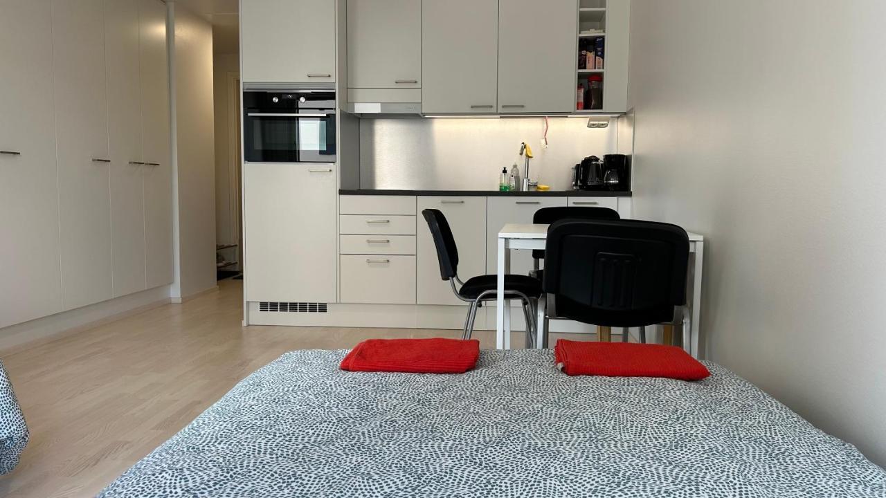 Entire Apartment Near Helsinki Airport In Kivistoe Вантаа Екстер'єр фото